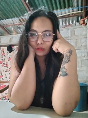 Women from Philippines for dating / Ladies from Philippines for dating